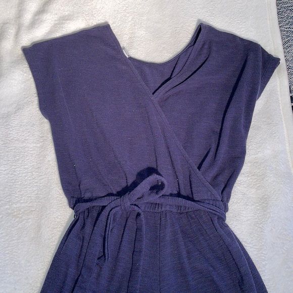 GAP Belted Jumpsuit- small - Picture 2 of 5